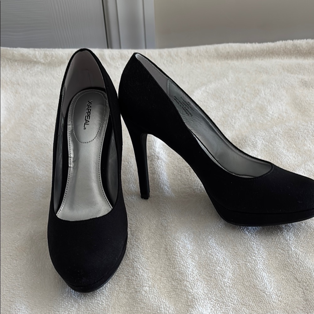 XAppeal Women's Black Heels